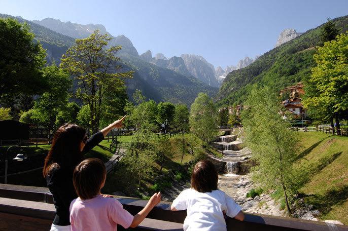 Hotel Des Alpes Molveno Εξωτερικό φωτογραφία
